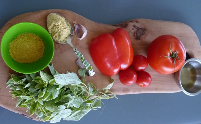 alles die rohe Tomatensoße