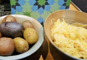 Sauerkraut mir Pellkartoffeln